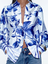 Camisa Floral Azul Retrô Toque de Seda