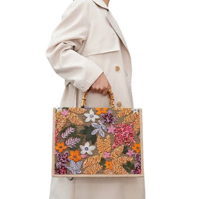 Bolsa Feminina Grande Bordada Com Flores Coloridas Alça de Bambu