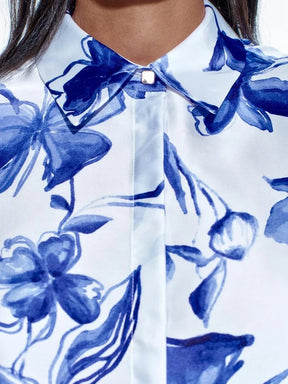 Camisa Floral Azul Retrô Toque de Seda